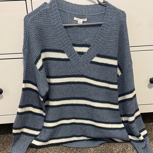 American Eagle Outfitters Blue and White V-Neck Sweater